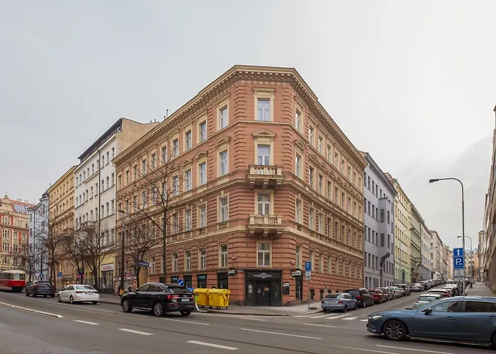 Days - Spacious With Balcony Near Wenceslas Square * Praga