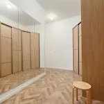 Apartment Days - Spacious With Balcony Near Wenceslas Square